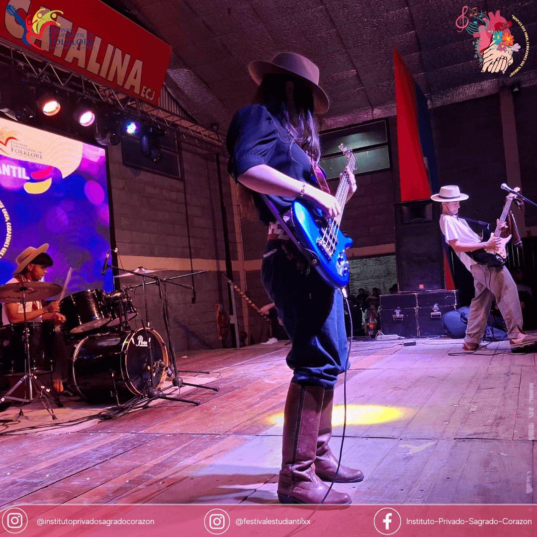 festival-25-estudiantil-folclorico-deanFunes-HermanasEsclavas (44)