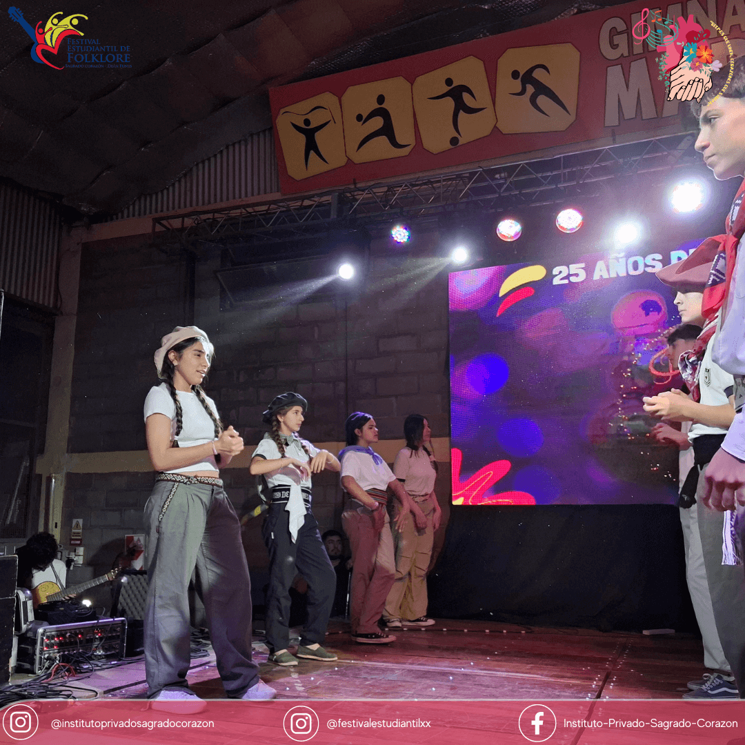 festival-25-estudiantil-folclorico-deanFunes-HermanasEsclavas (45)